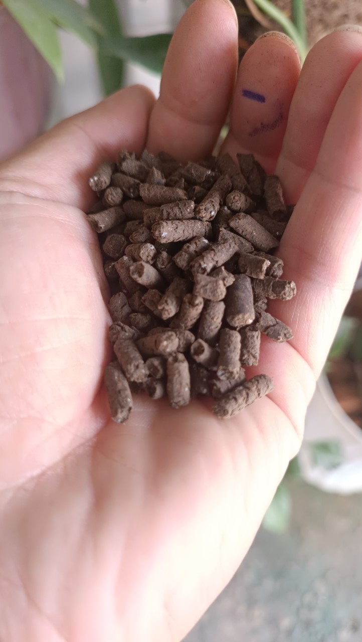 PHÂN GÀ NÉN HAKASE -TÚI ZIP 1KG ( NHẬT BẢN) - PHÂN HỮU CƠ
