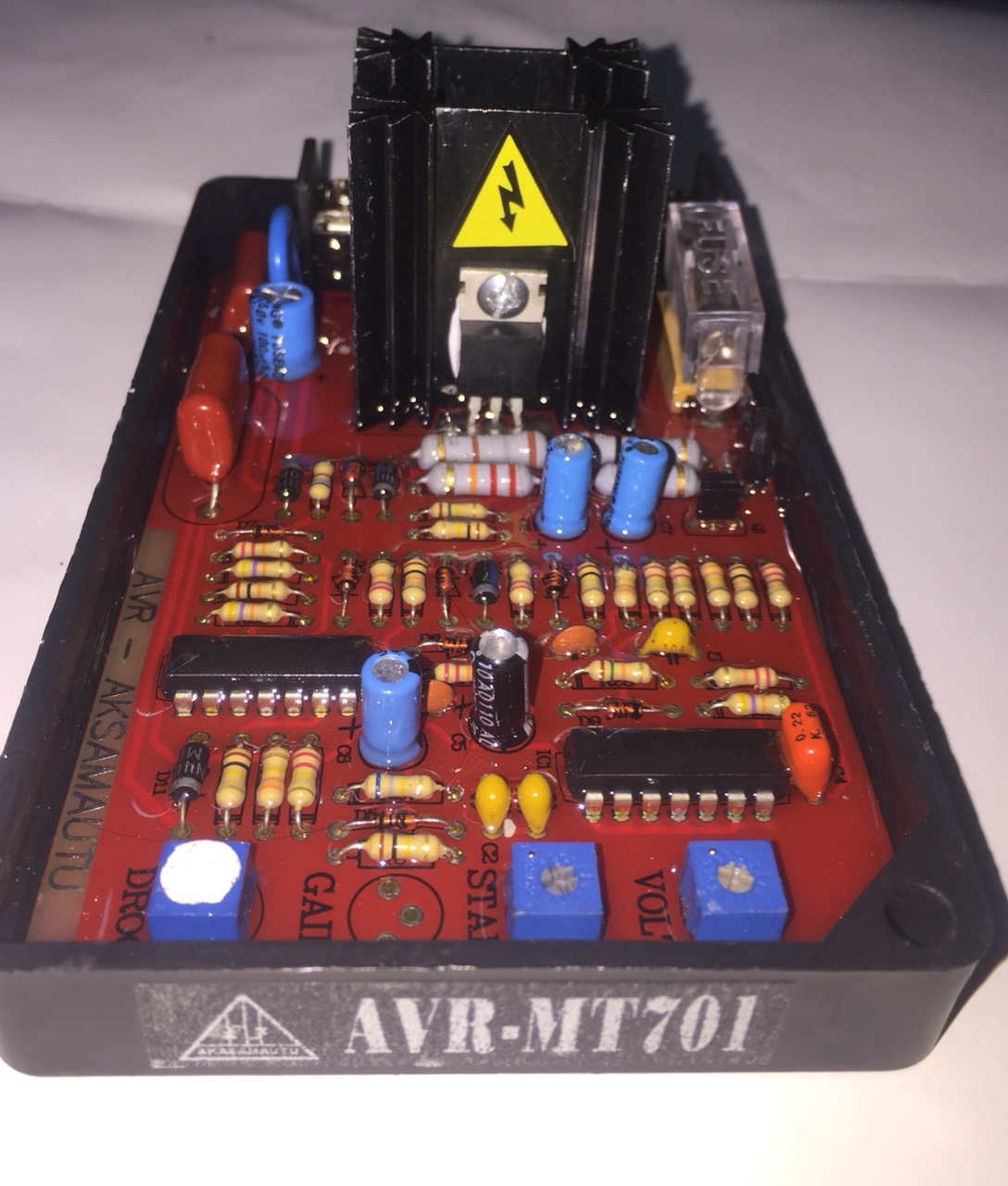 Ổn áp máy phát điện AVR-MT701