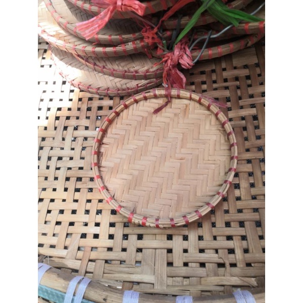 Mẹt tre đựng xôi/ Bún đậu mẹt/ Cốm
