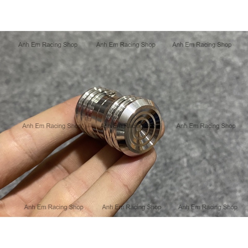 Chụp dò đạp salaya inox 304 gắn mọi dòng xe