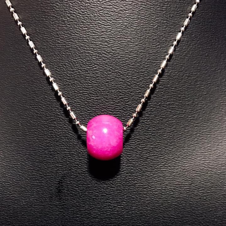 Lu thống hồng ruby tặng kèm dây đeo- mẫu hồng sậm