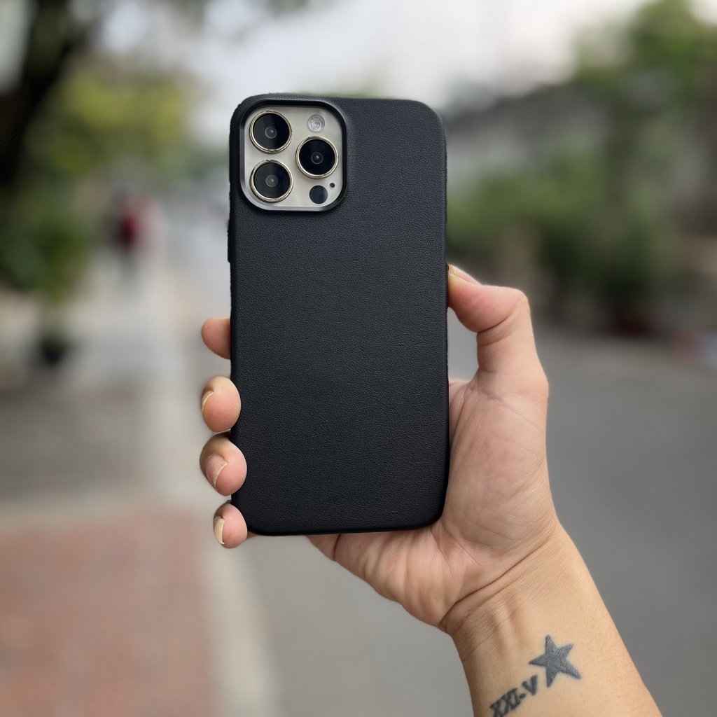 WIWU Leather Case With MagSafe cho IPhone 13 Pro Max / Ốp lưng da nam châm kèm MagSafe chính hãng