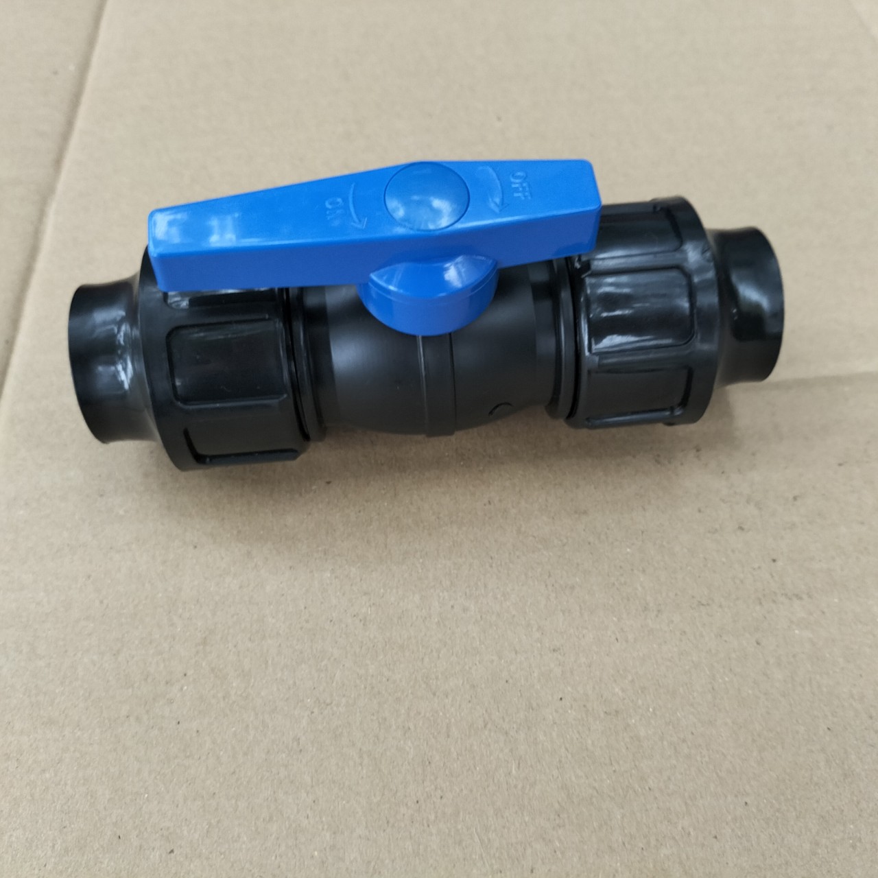 Van khóa ống nước HDPE, van rắc co HDPE