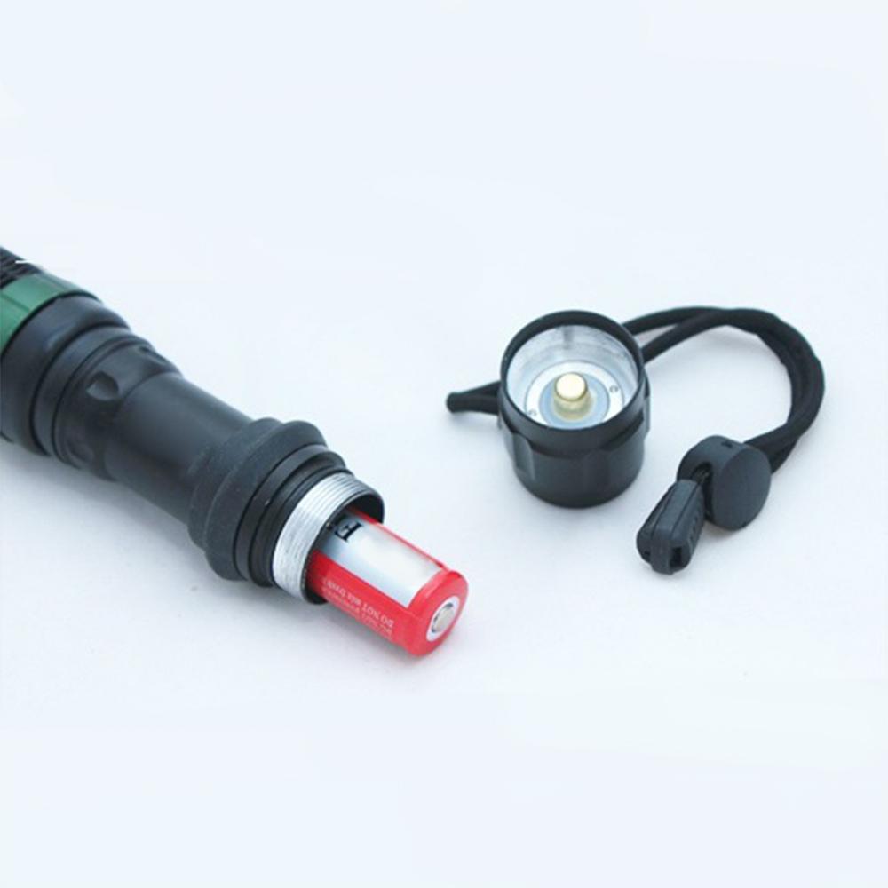 Bộ Đèn Pin (Chọn Màu)Q5 - 1600 LM Và 1 Pin UF01