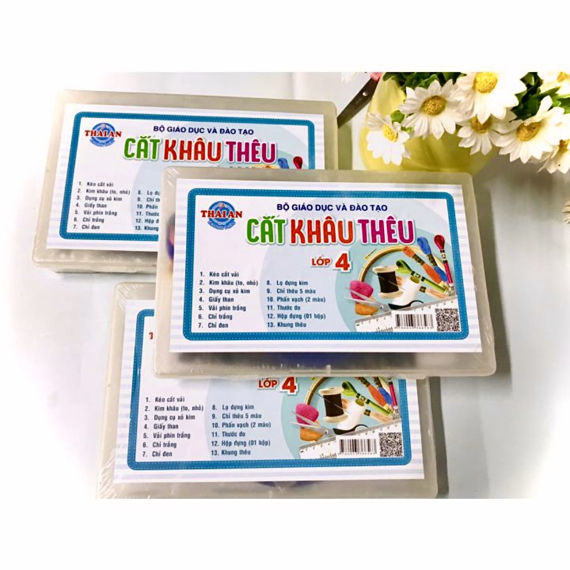 Bộ cắt khâu thêu lớp 4 - Thái An