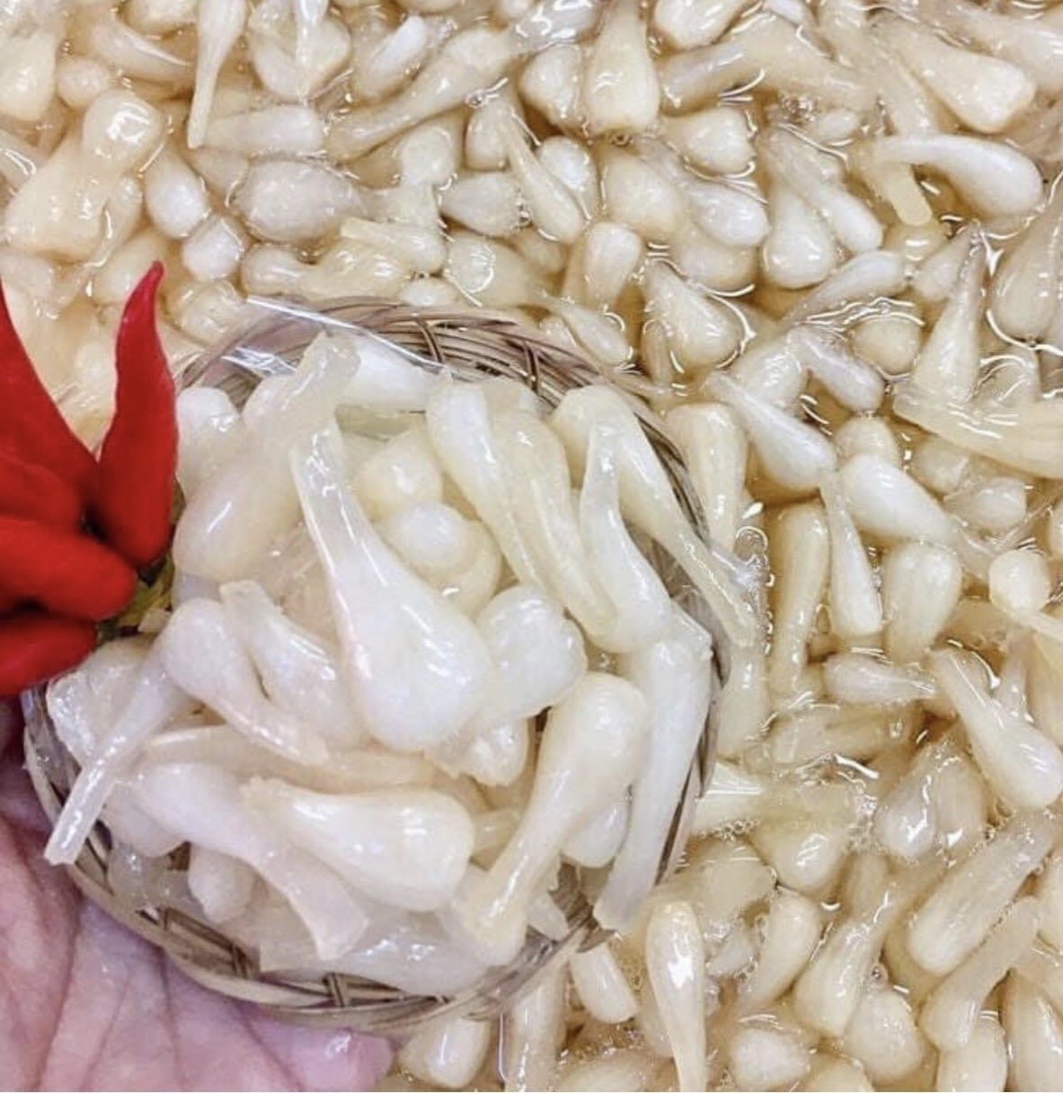 Củ kiệu ngâm chua ngọt hủ 800g