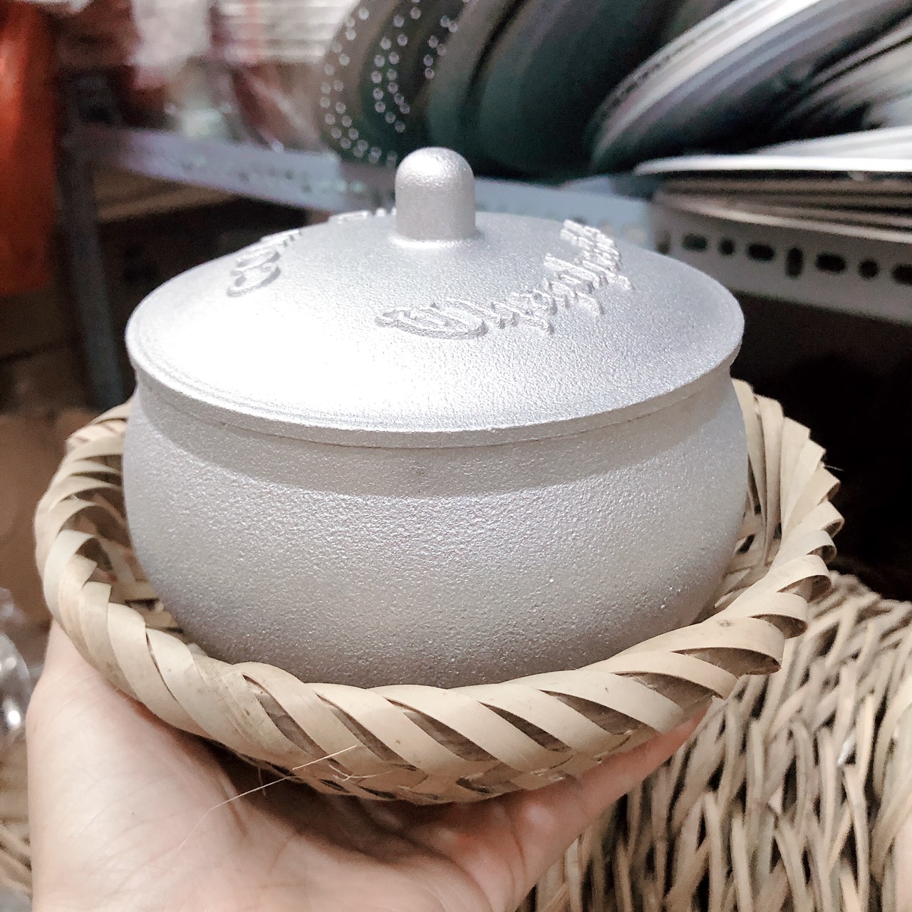 Thố Cơm Niêu - Nồi cơm niêu Bằng Gang Cao Cấp THAPHATAR