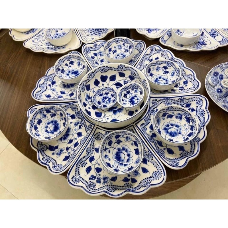 Sét bộ đồ ăn hoa măt trời vẽ sen hàng Bát Tràng
