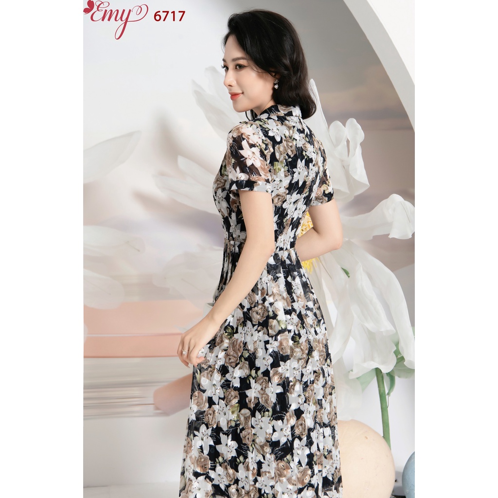 Đầm EMY EM6717 Xoè Dập PLy Cổ V Kết Nút