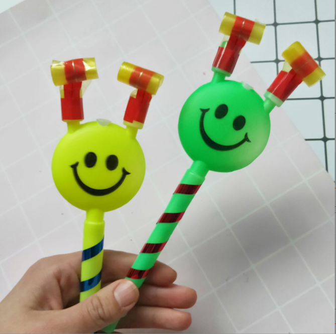 Interesting Whistle Toys for Children [Small Type]