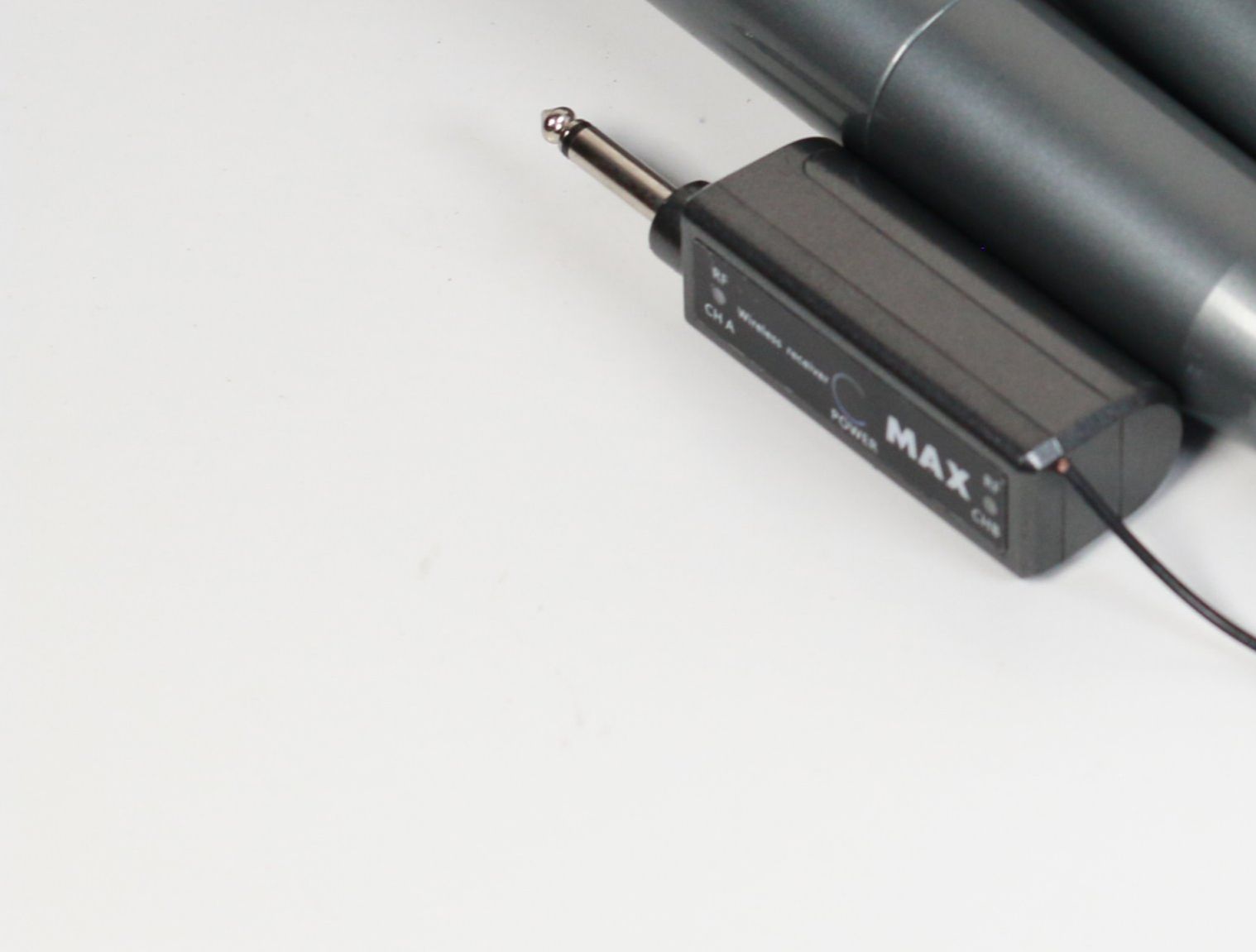 [ Xả Kho ] Combo Trọn Bộ 2 Micro Yamaha Không Dây Đa Năng Cao Cấp MAX 39 UHF 2 MIC , Siêu Hút Âm Siêu Chống Hú Màn Hình LED | Dàn Hát Karaoke Gia Đình Max 39 Tay Cầm Hợp Kim Loại Chắc Chắn Tặng Kèm Pin Âm Thanh Chắc Khỏe, Dễ Sử Dụng