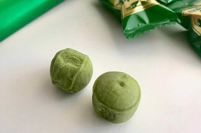 Kẹo Sữa Trà Xanh UHA Tokuno