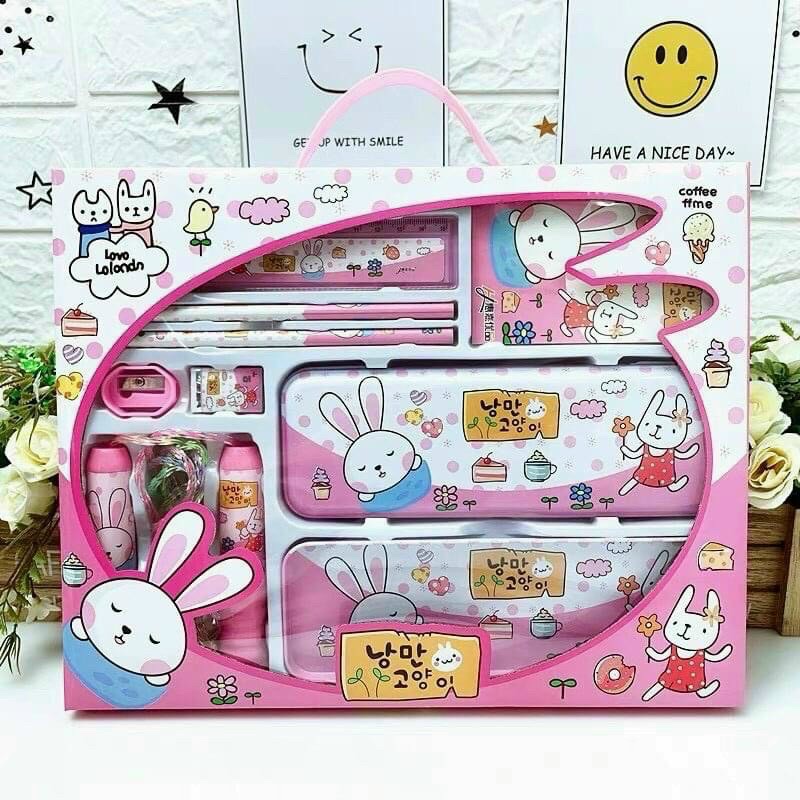 Set dụng cụ học tập cho bé