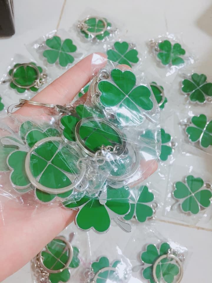 Móc khóa cỏ 4 lá móc khóa cỏ 4 lá may mắn