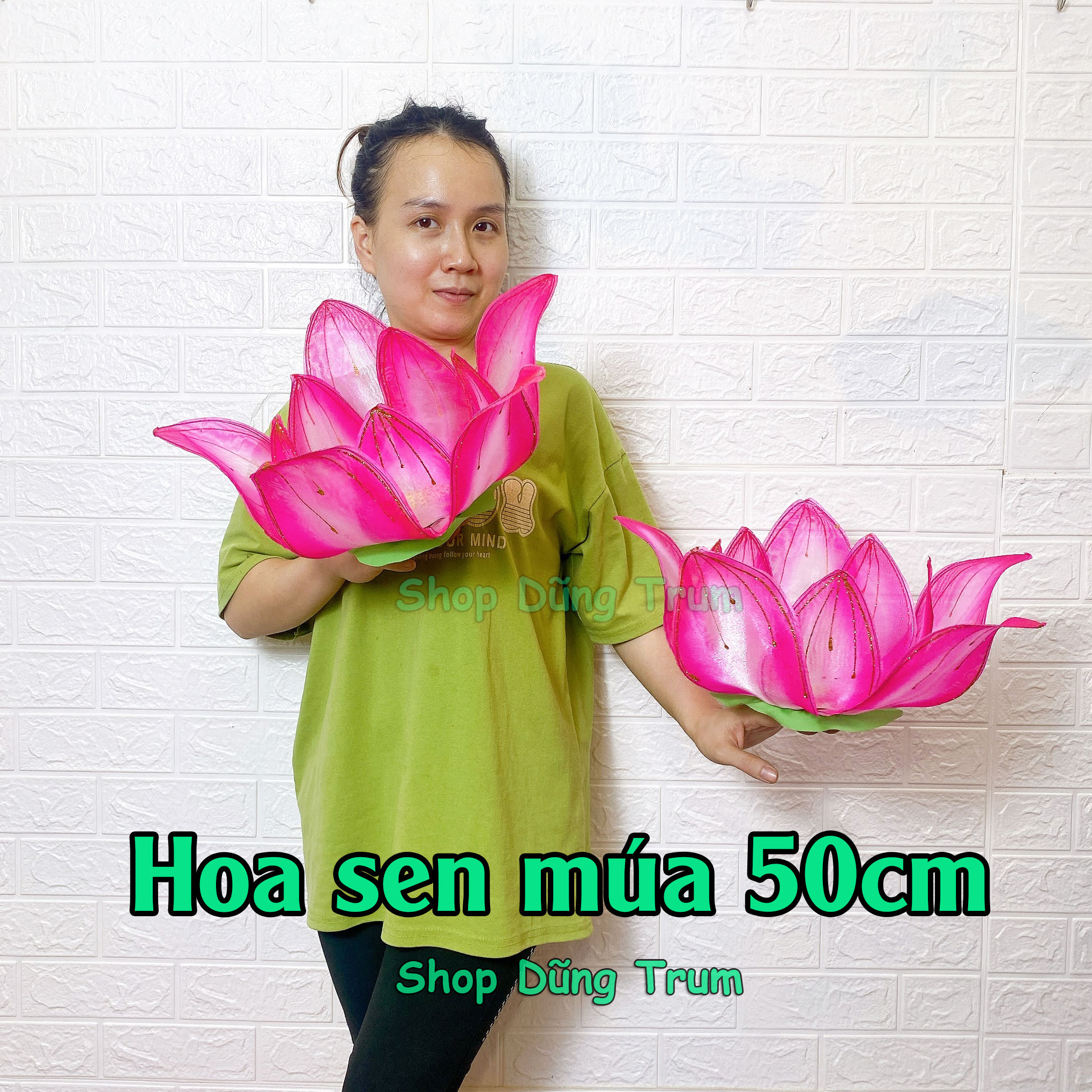 Hoa sen múa kích thước 50cm chất liệu bền đẹp