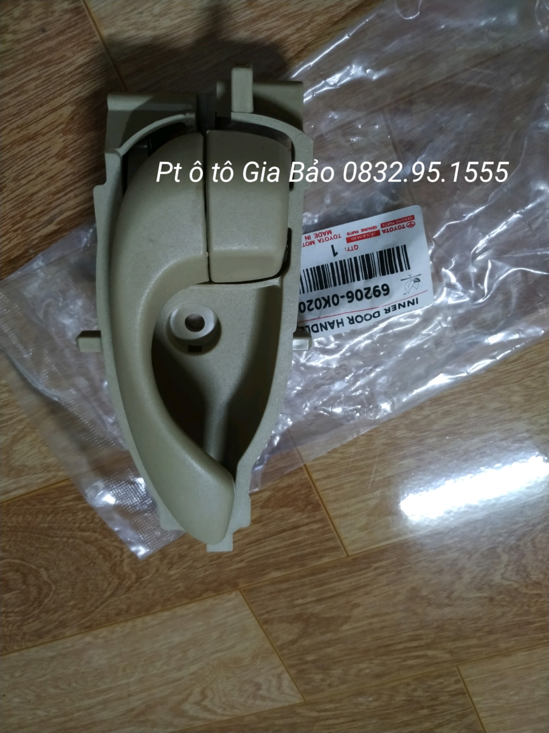 tay cửa trong Vios 14 - 20 , giá 1 chiếc