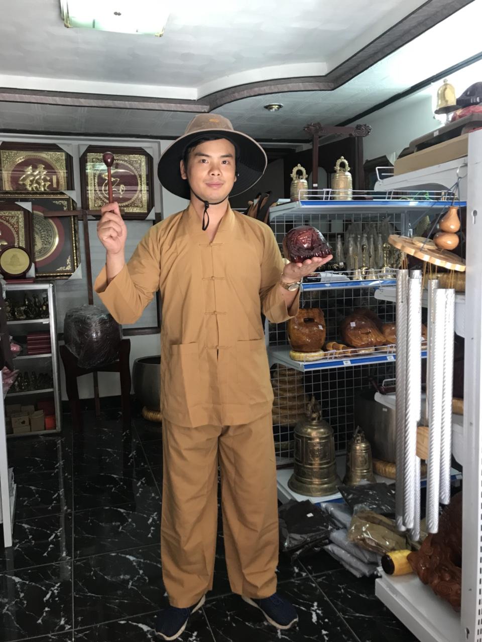 Đồ lam, đồ phật tử đi chùa mẫu La hán Nam