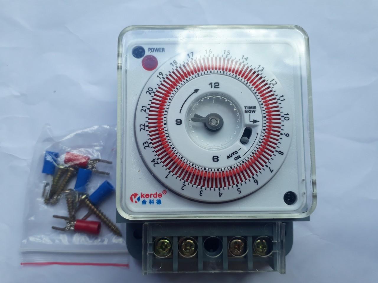 Công tắc hẹn giờ lập trình cơ công suất lớn Kerde