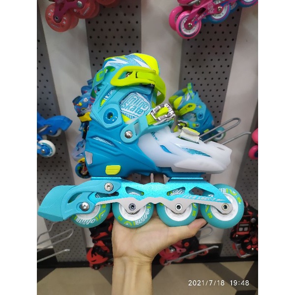 Giày  COUGAR 333 cao cấp, 8 bánh phát sáng