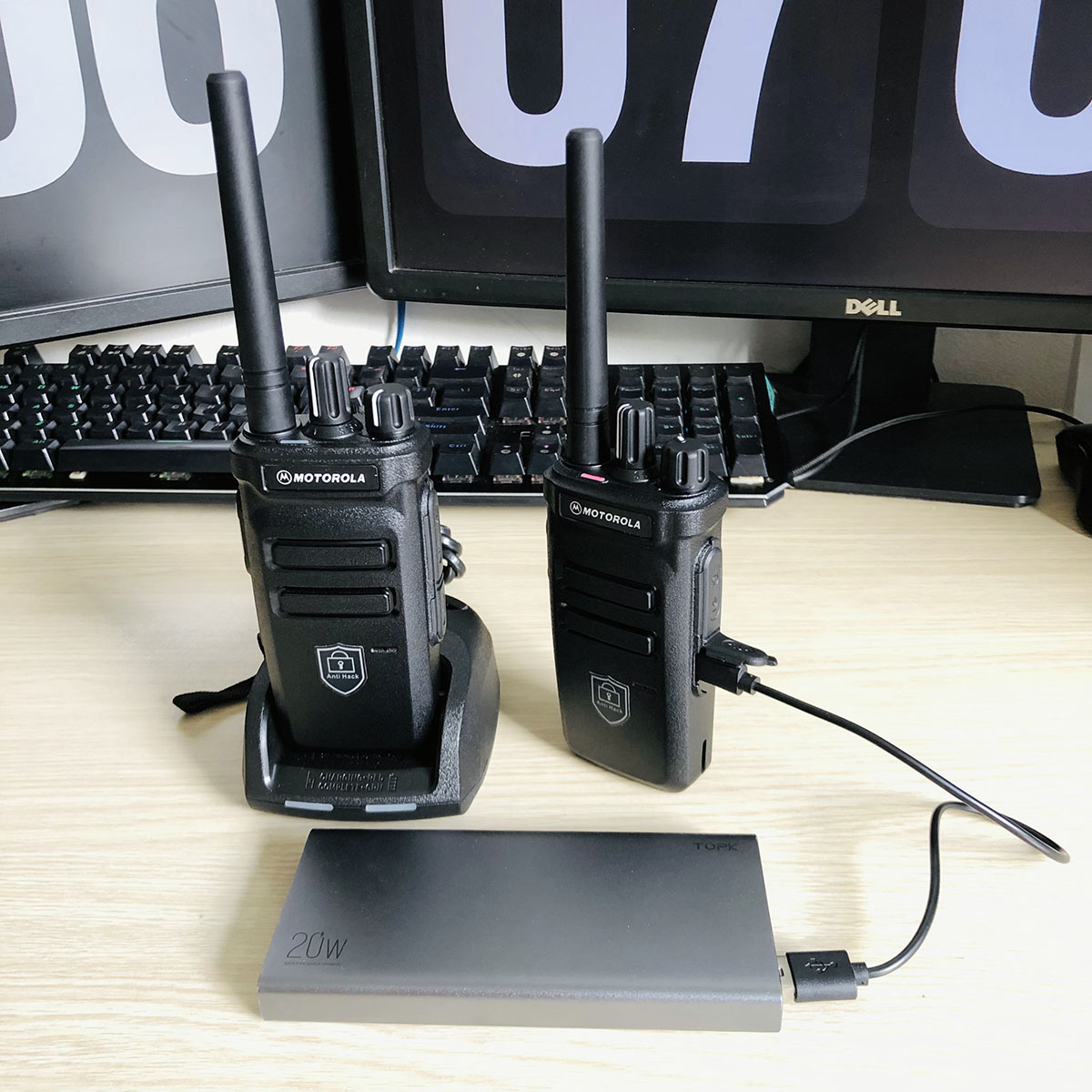 Motorola gp-320 walkie talkie automatic frequency detection version, 2 ports parallel charging