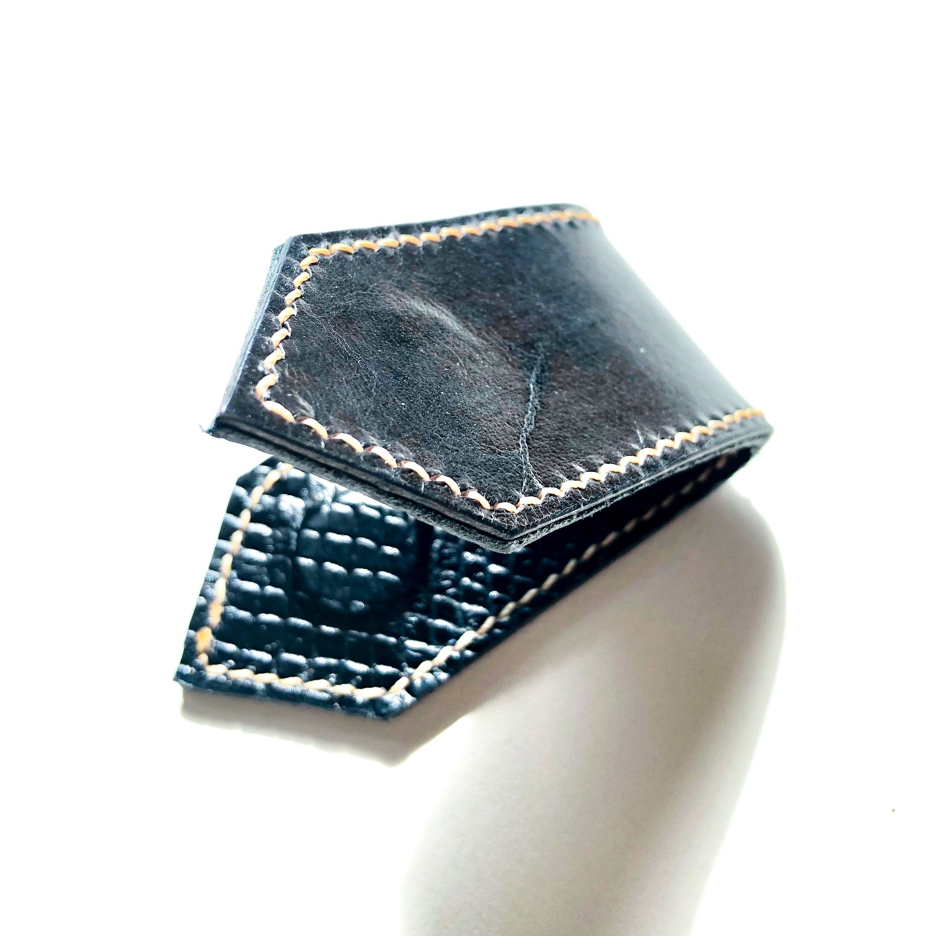 Bookmark Nam Châm Da Thật Chế Tác Thủ Công - Phong Cách Vintage