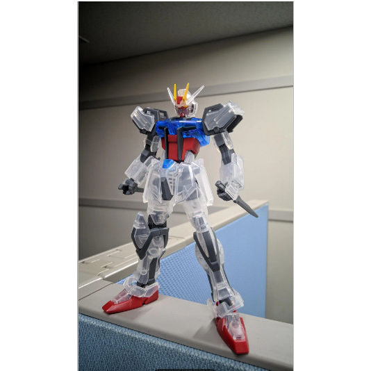 Mô hình lắp ráp ENTRY GRADE 1/144 STRIKE 105C