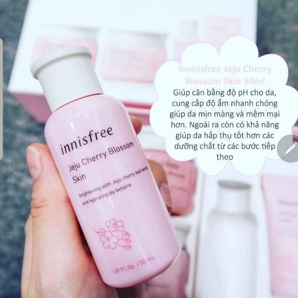 SET DƯỠNG DA INNISFREE TRẮNG HỒNG HOA ANH ĐÀO