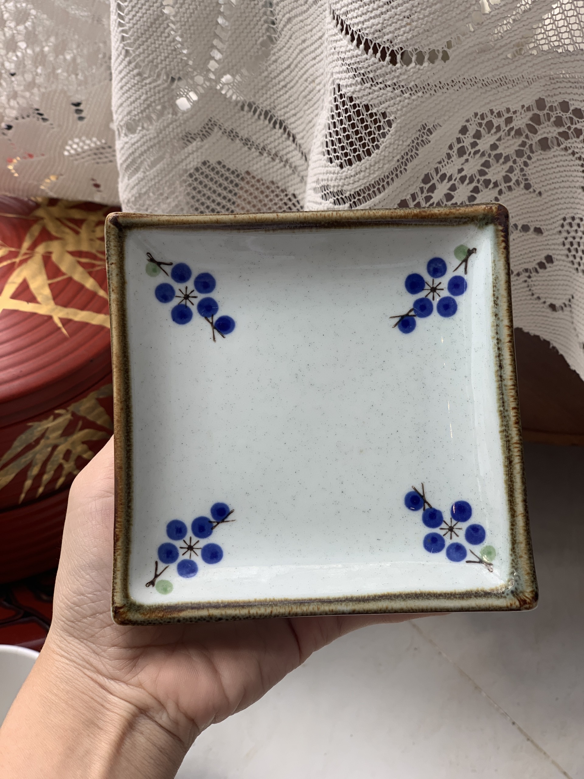 Japanese Plates (30.000VND each)