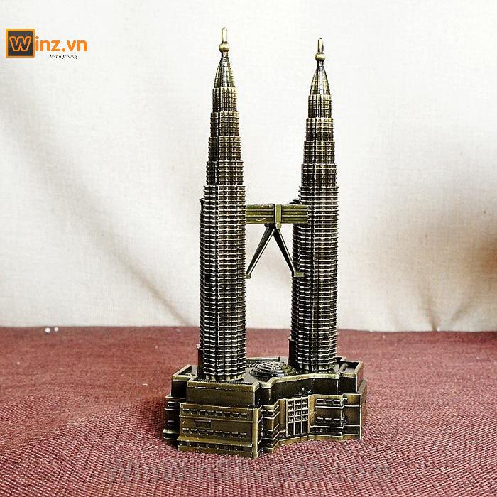 [HCM]Mô hình tháp đôi Petronas cao 18 cm V.2 (màu vàng rêu)