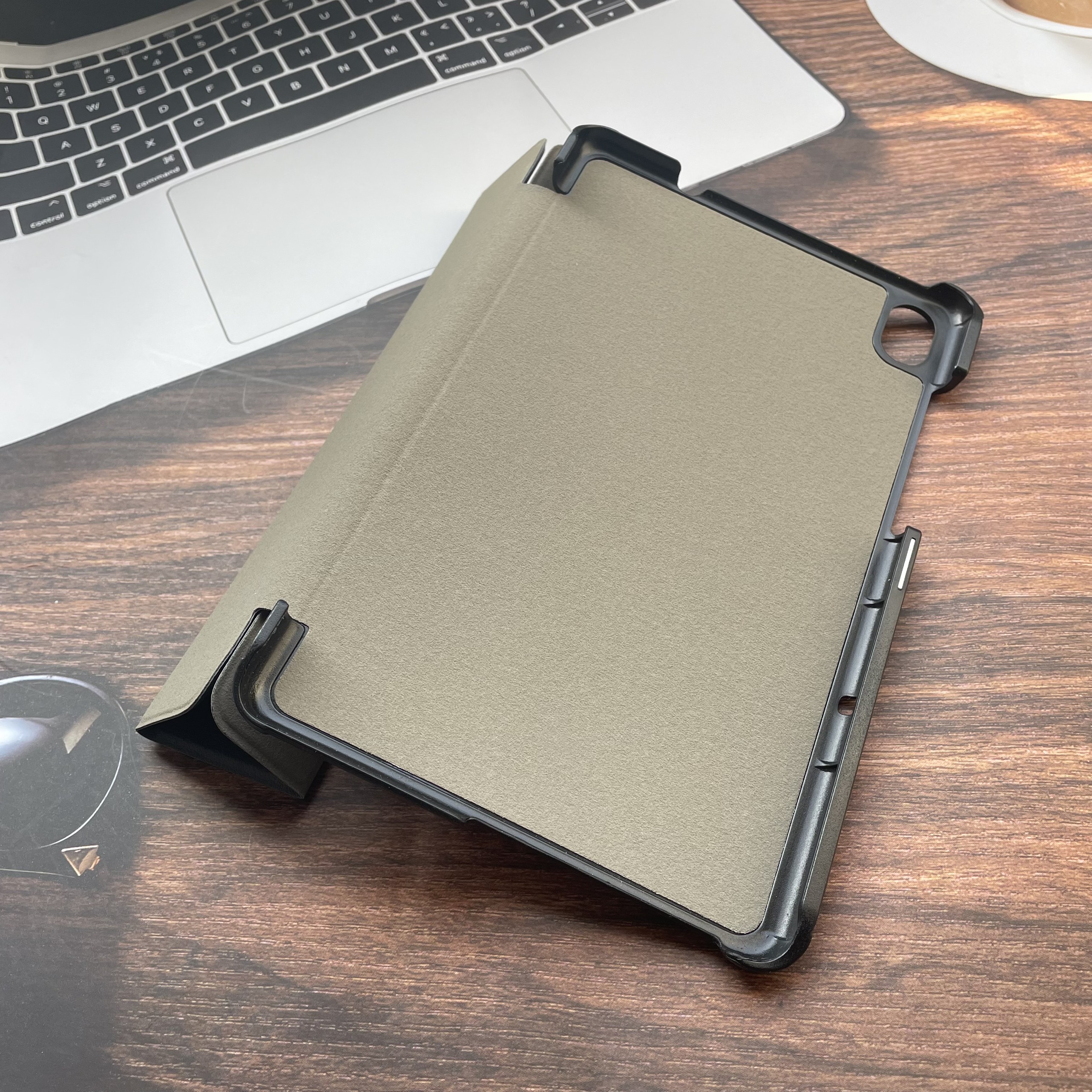 Bao da lưng cứng cho Lenovo Tab M8 (TB-8505X)  8 inch