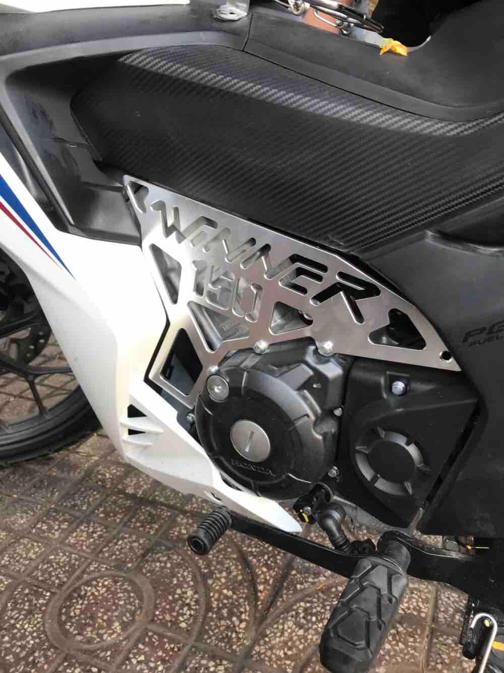 Ốp sườn Winner nhôm màu