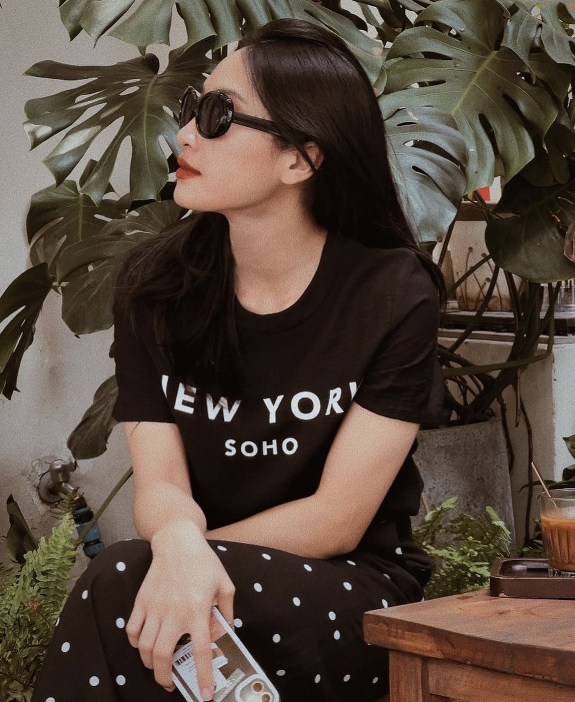 COCO SIN - Áo Lụa Đen New York Soho