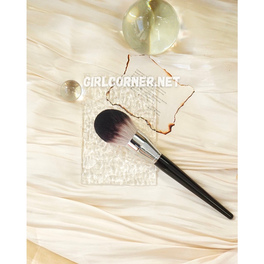 Cọ phủ phấn bột Feather B - S91