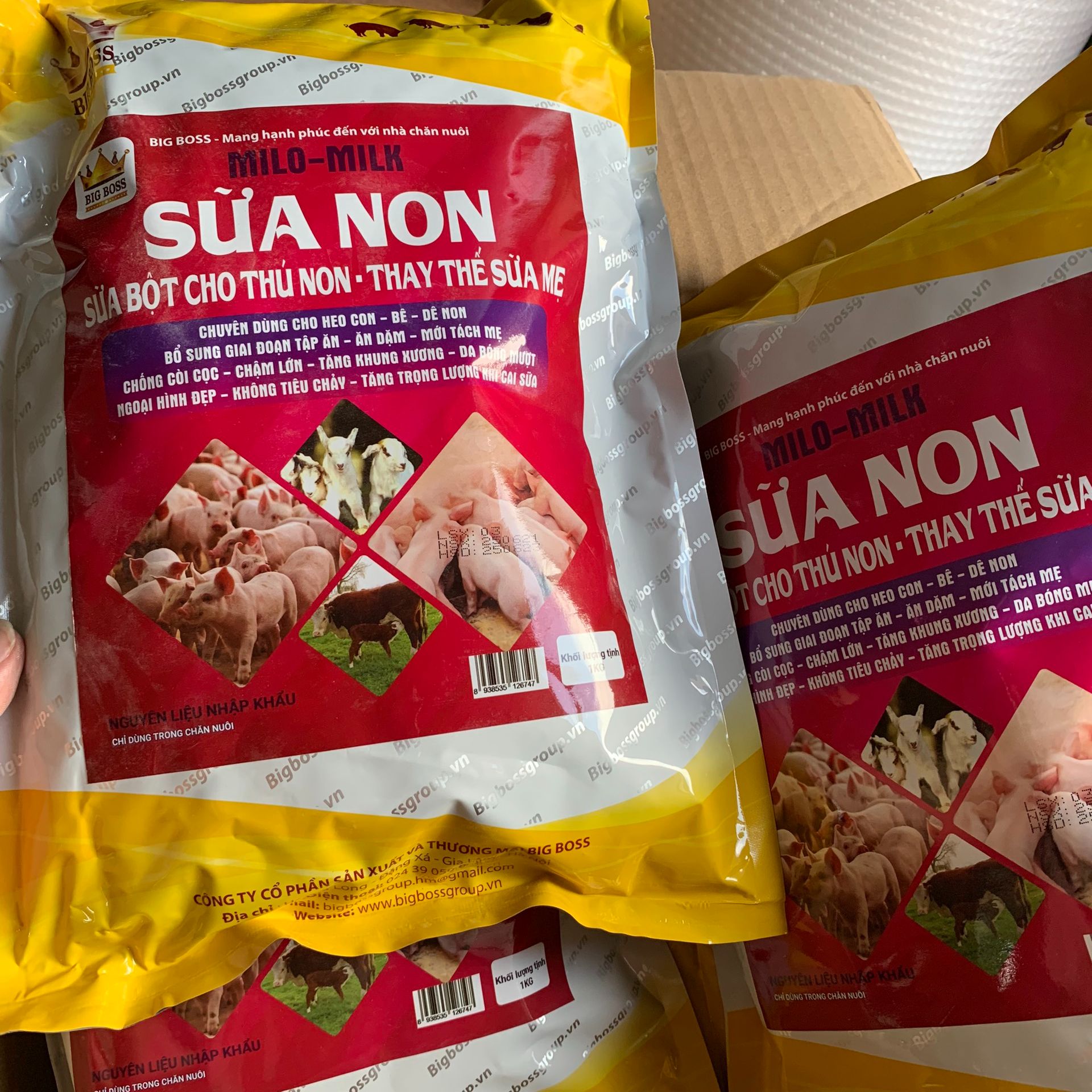 Sữa Non, Sửa Bột Dành Cho Heo Con, Dê Con, Bê,…