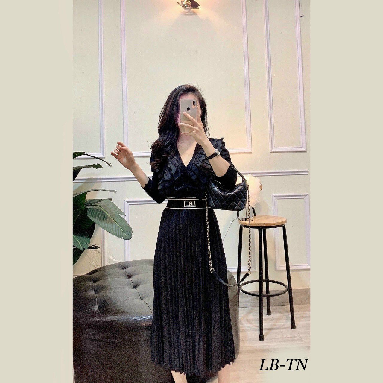 Chân váy xếp ly dạ dài