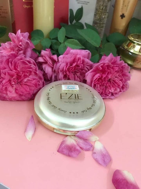 Phấn Lụa Ezie Tinh Chất Vàng Siêu Mịn 23 G