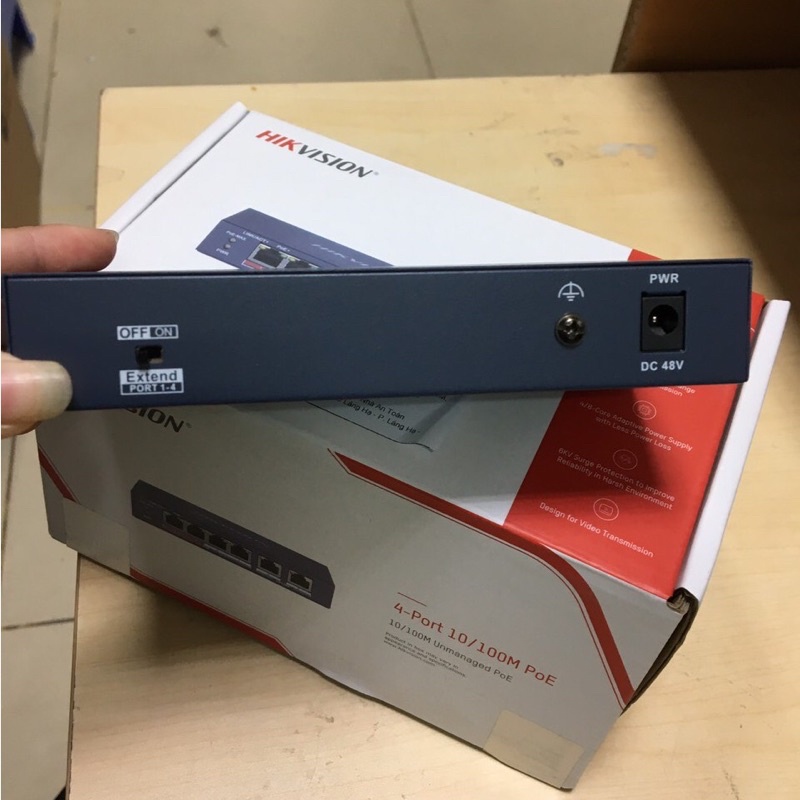 Switch Poe HIKVISION 6 cổng, 2 cổng Uplink DS-3E1106P-EI/M  1106(chính hãng)