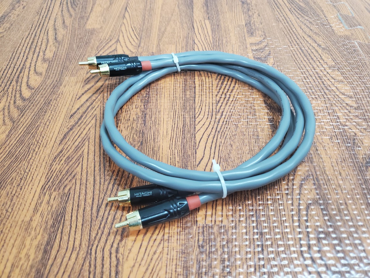 Hitachi Bai Japanese Av Cable, Gray Color, Silver Plated Core