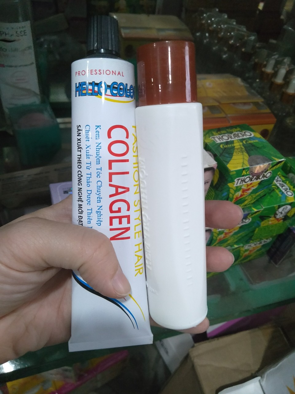 em nhuộm tóc thảo dược phủ bạc HELLO COLOR 60 ML