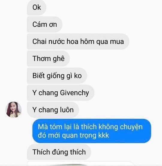 Nước Hoa Narciso hồng nhạt và Narciso đỏ