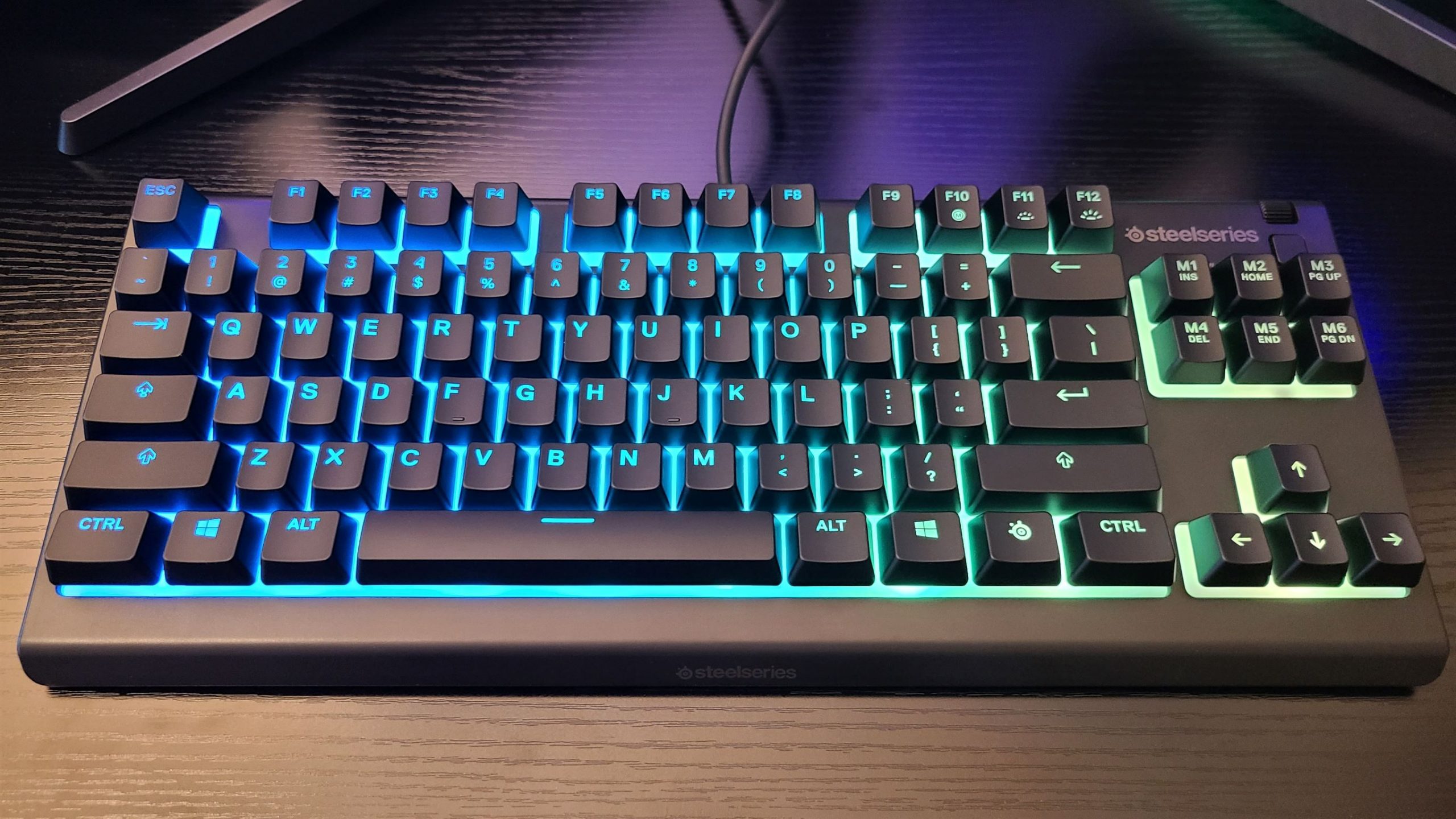 Bàn phím Steelseries Apex 3 TKL RGB chống nước