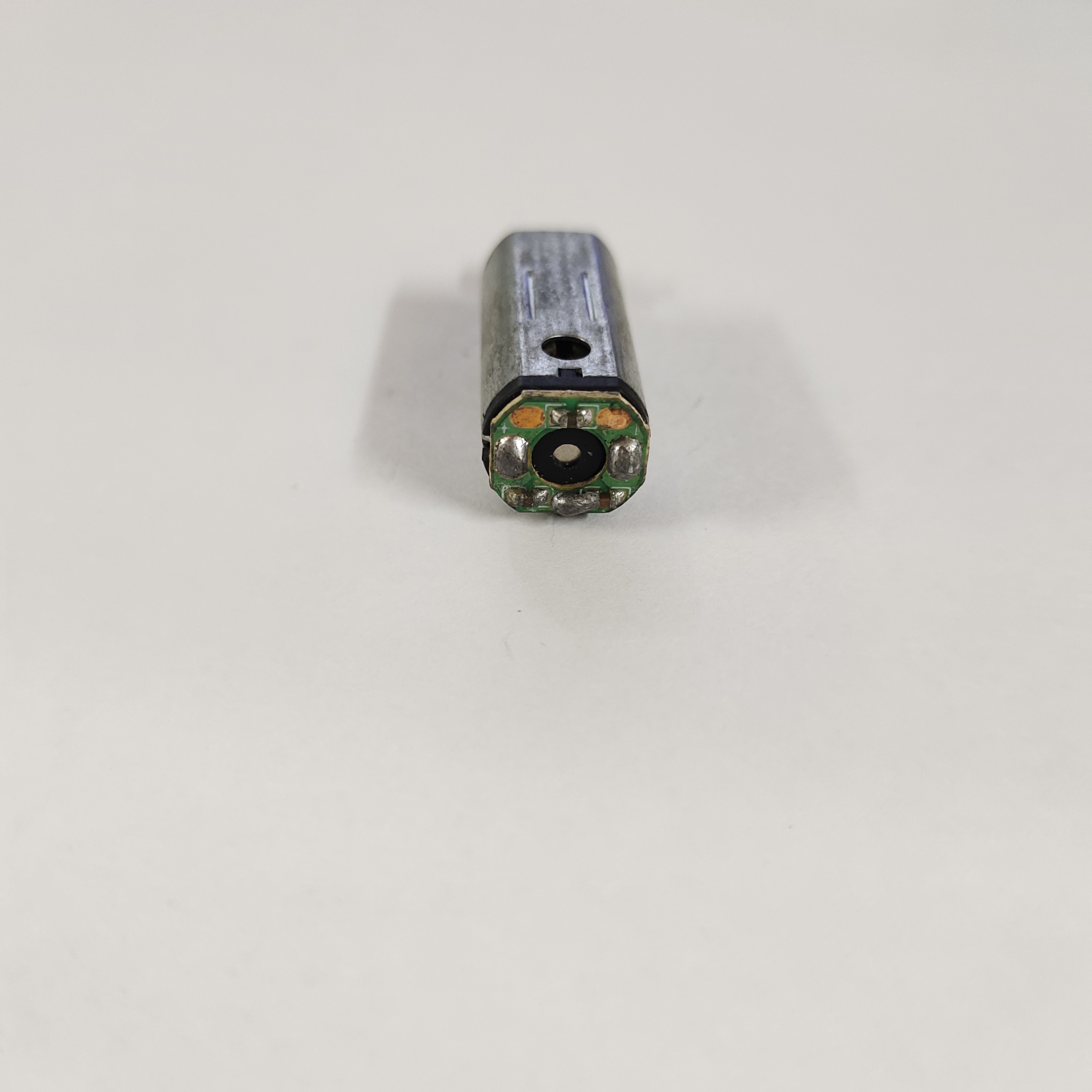 Động cơ đuôi máy bay wltoy V913
