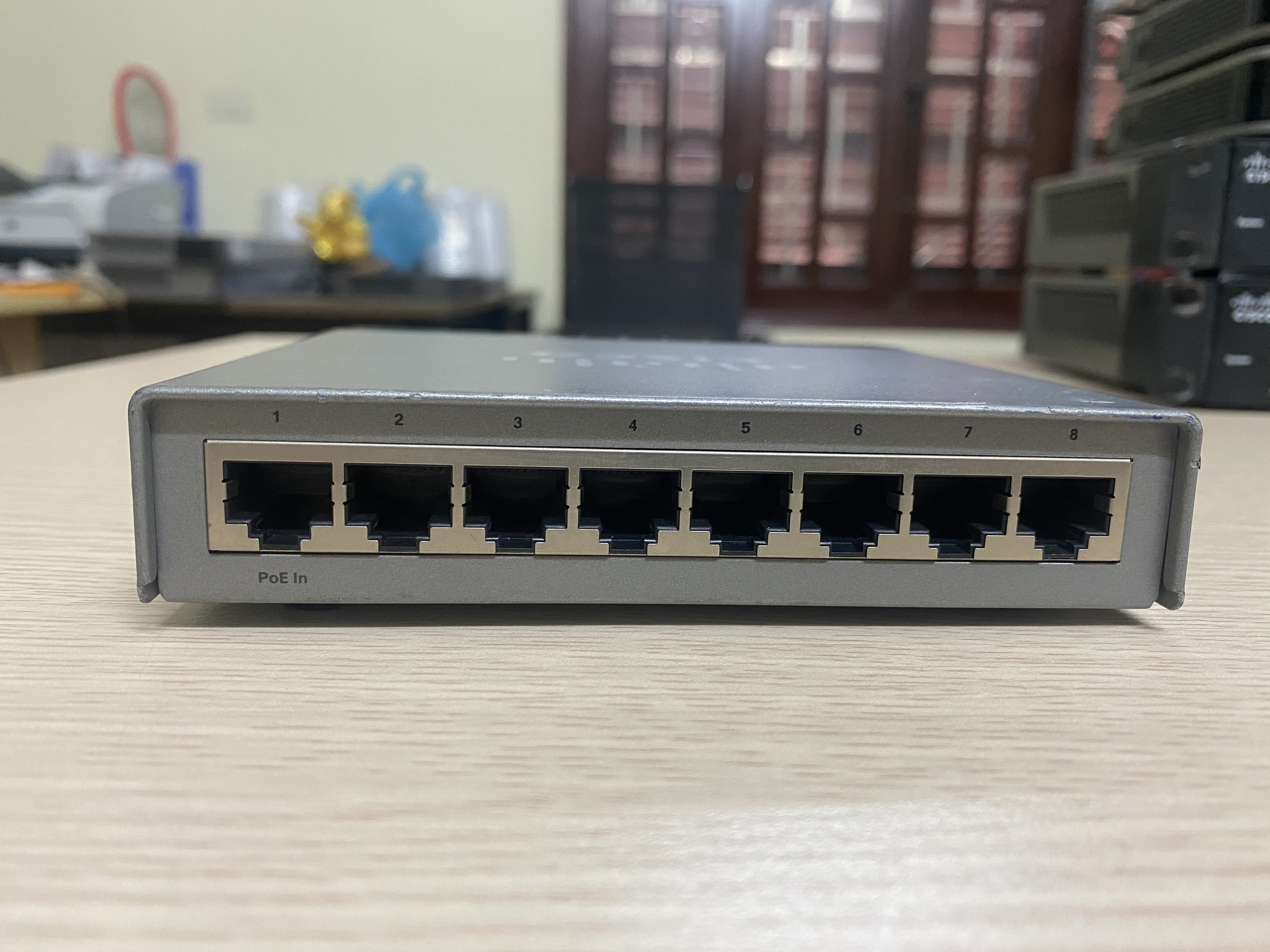 Bộ chia mạng CISCO SG200-08 8-PORT GIGABIT SMART SWITCH LAYER 2