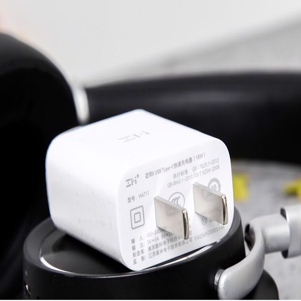 Củ sạc nhanh PD 18W Zmi HA711