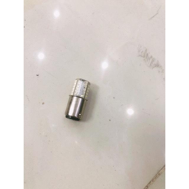 LED STOP F1 CHỚP KHI ĐẠP THẮNG ( 48 nhân led)