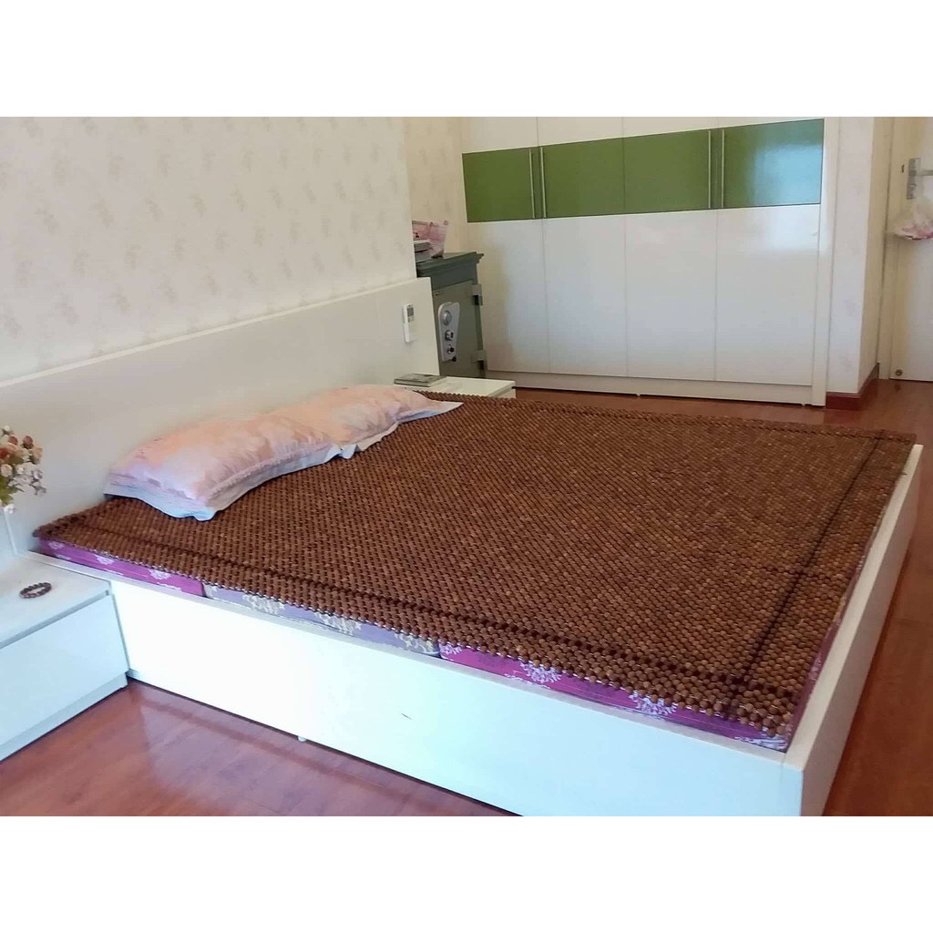 Chiếu hạt gỗ hương đỏ hạt 1.2cm - chiếu gỗ mian.vn