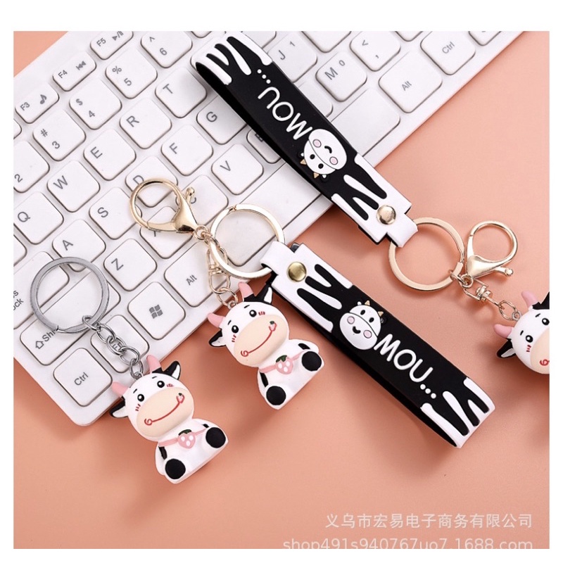 MÓC KHOÁ BÒ SỮA KÈM Dây- MK14