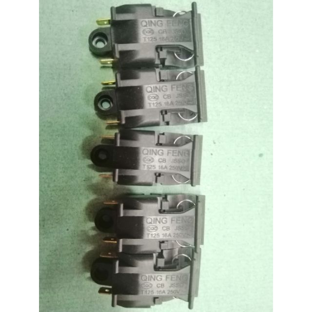 5 chiếc công tắc ấm siêu tốc