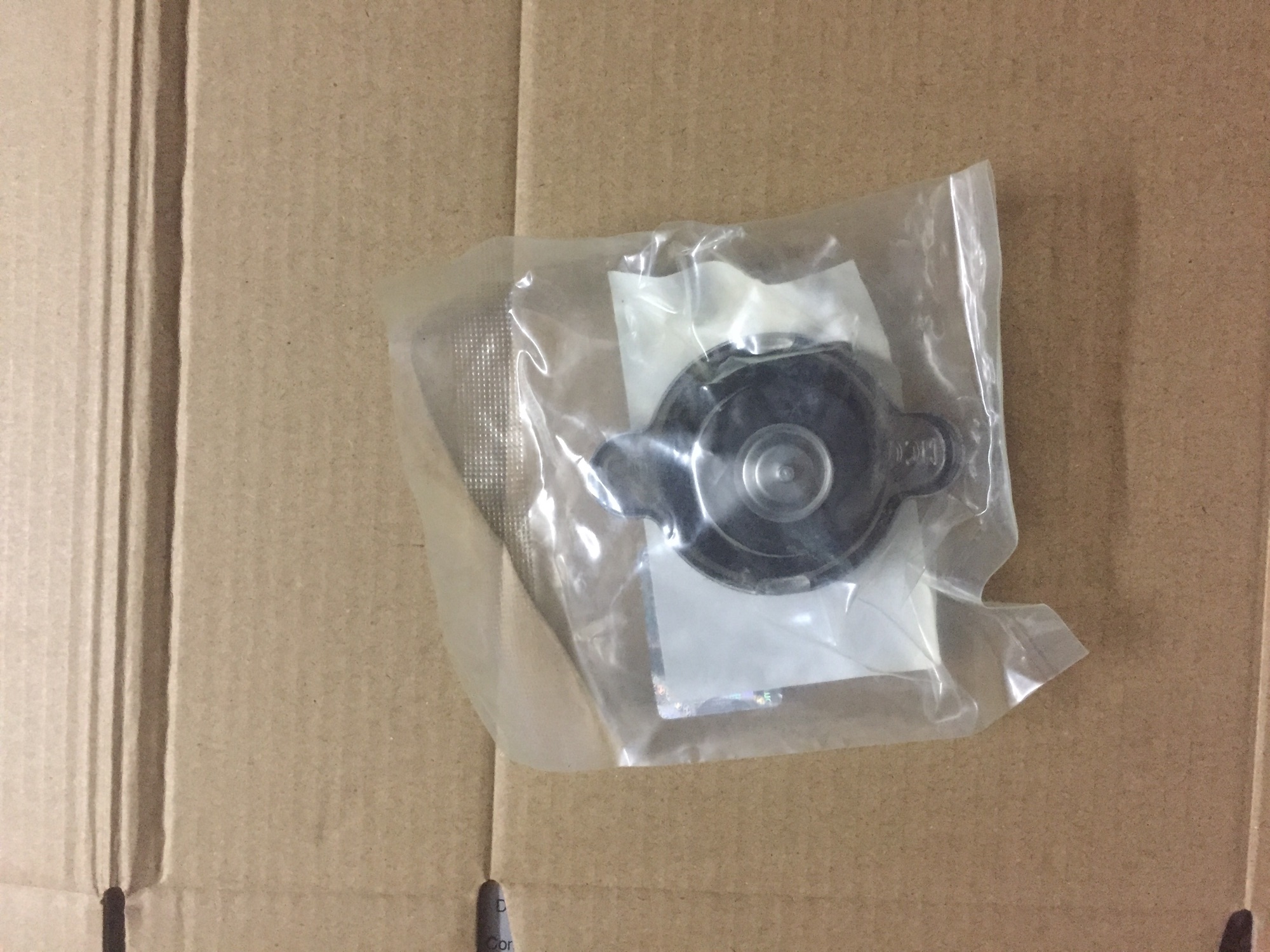 Nắp két nước i10