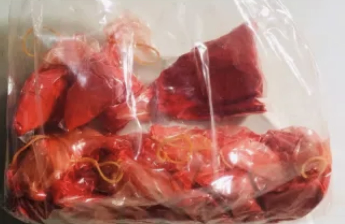Màu gạch tôm gói (50g)
